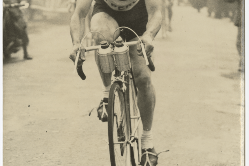 Émile Idée Cycling Photograph